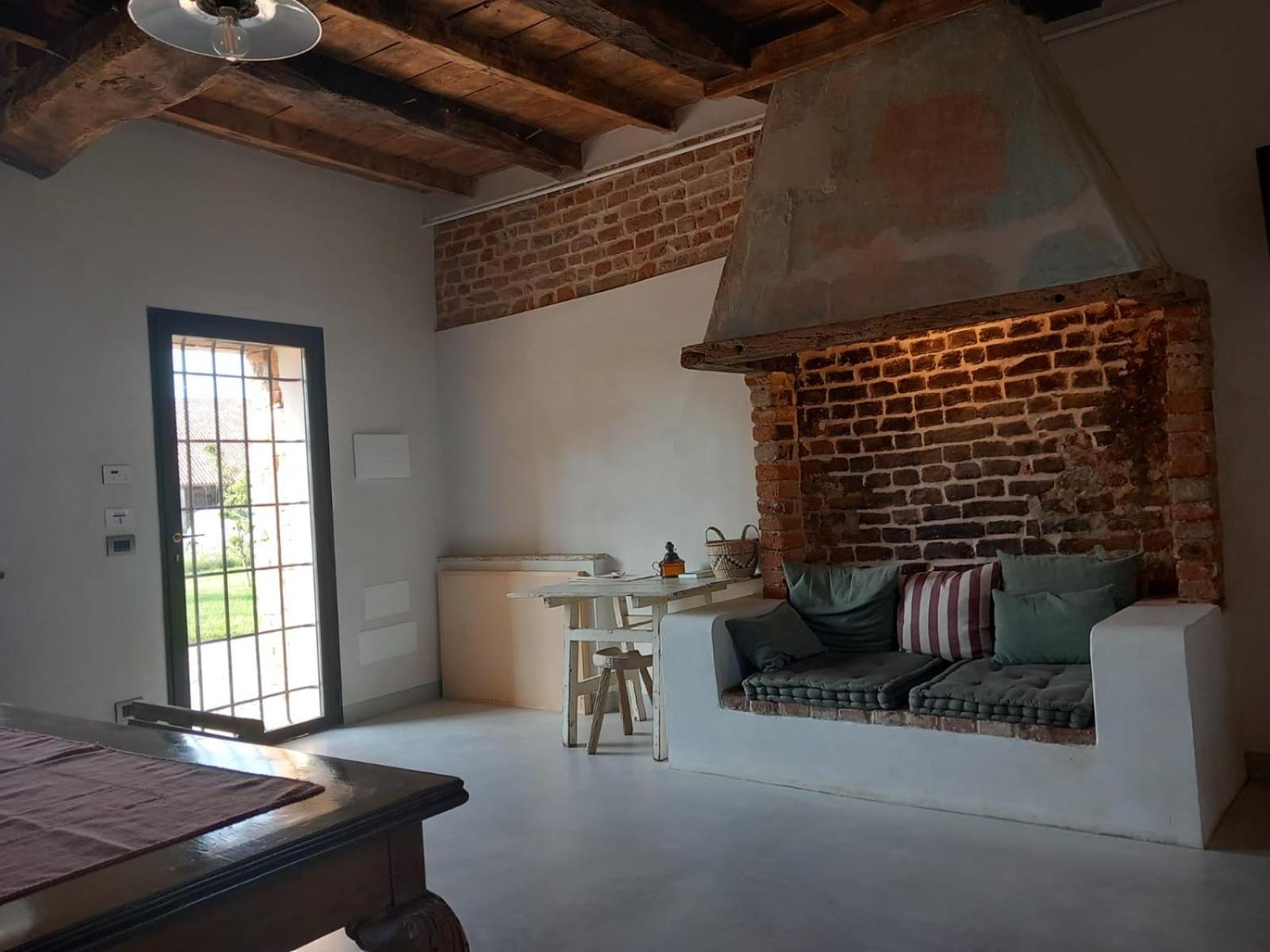 Agriturismo Cascina Pezzolo ロディ エクステリア 写真