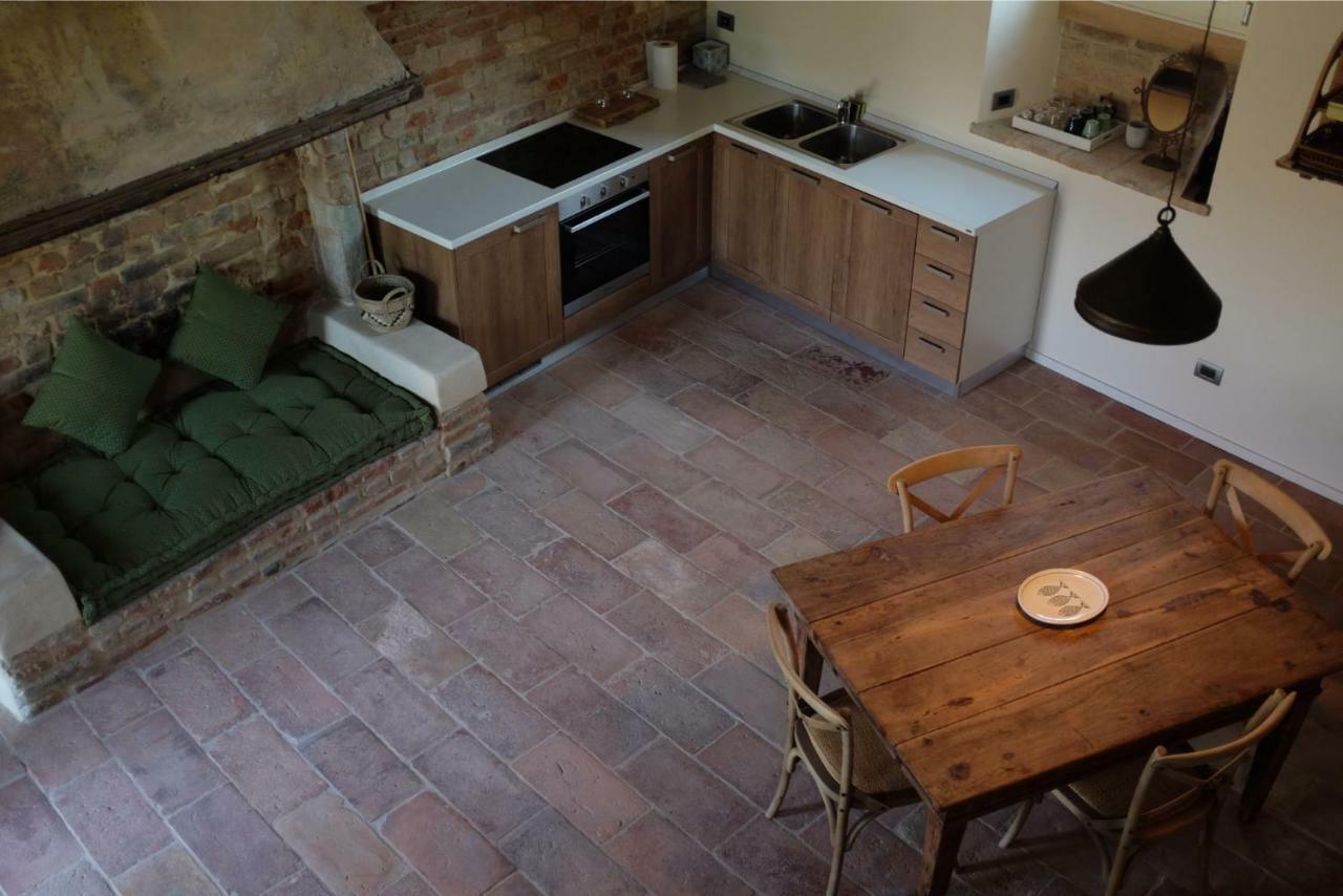 Agriturismo Cascina Pezzolo ロディ エクステリア 写真